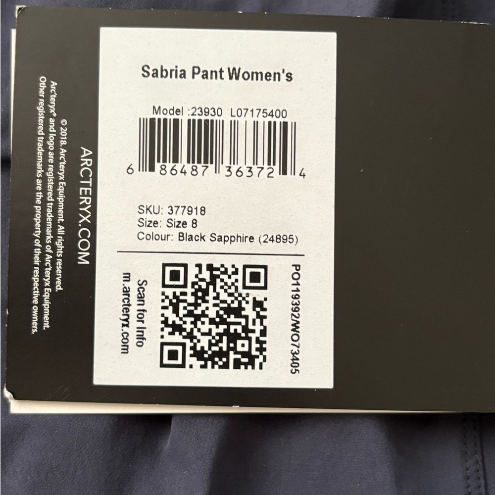 Arc'teryx Women's Navy/Gray Cargo Pants - Picture 6 of 11